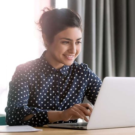 67b50d6f-happy-office-190710_10ry0fs0fq0fs06200001o